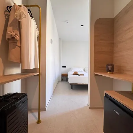 Hugo Beach Hotel & Apartments-3