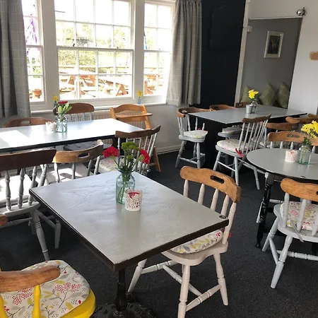 The Ship Inn - Self Catering Accommodation-2