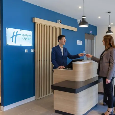 Holiday Inn Express - Nice - Grand Arenas By Ihg-3
