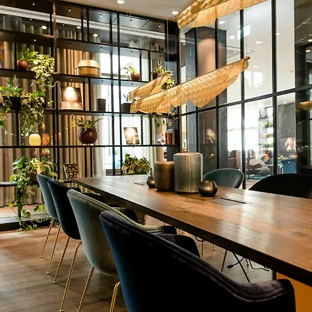 Motel One Aachen-2