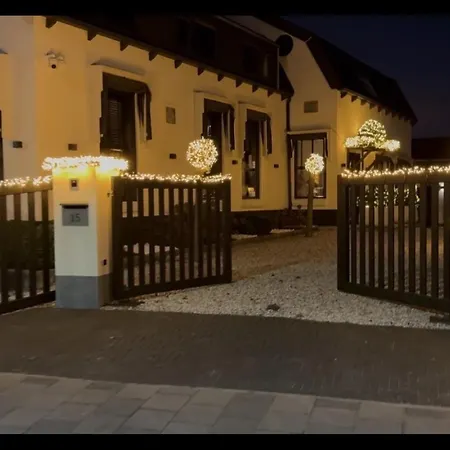 B&B Bubbles&Bites-2