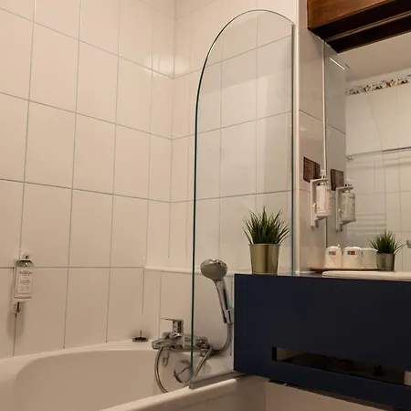 Le Central Boutique Hotel-3