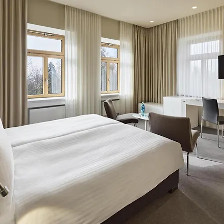 Parkhotel Jordanbad-3