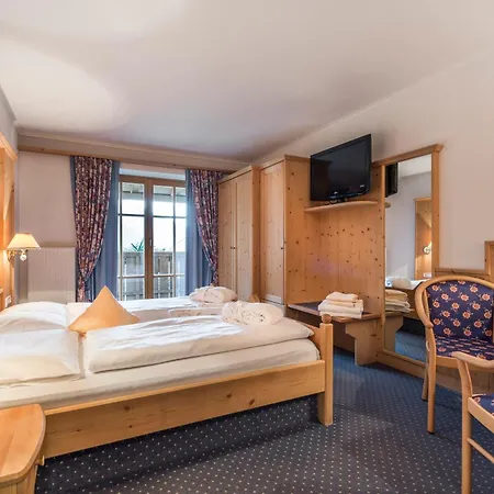 Hotel Bergschlössl-3