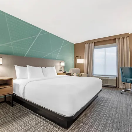 Comfort Inn Sullivan-3