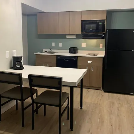 Mainstay Suites Springfield South - Battlefield Rd-2