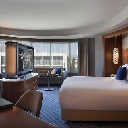 Renaissance Izmir Hotel-3