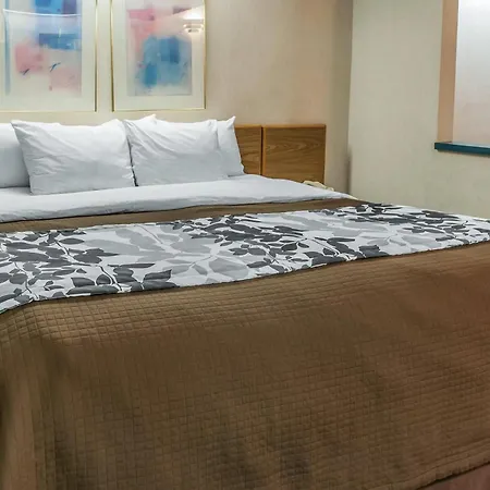 Sleep Inn University-3
