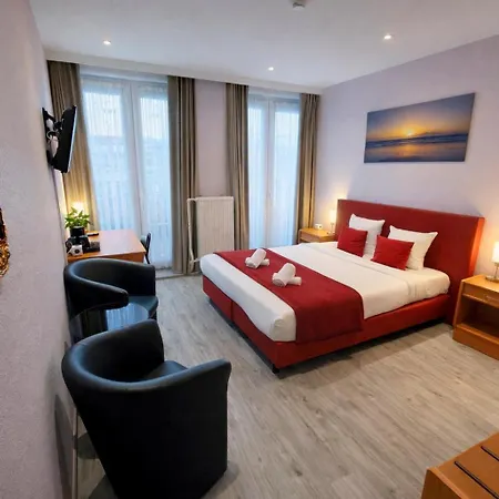 Hotel Cardiff-3