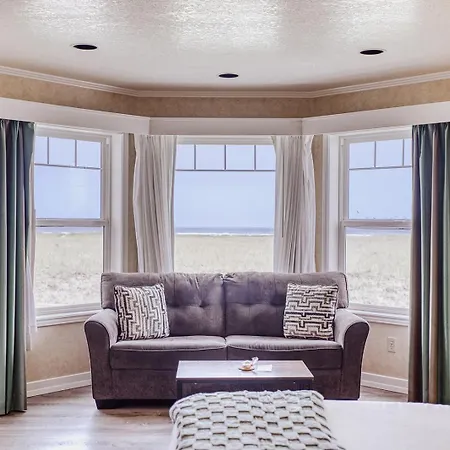 Inn Of The Four Winds Seaside Oceanfront-2