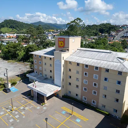 Hotel 10 Blumenau-3
