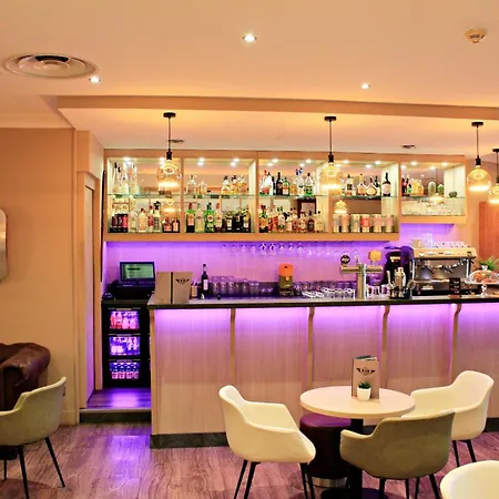 Best Western Marseille Aeroport-3