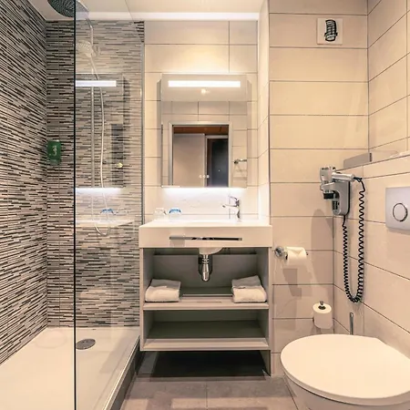 Best Western Marseille Aeroport-2