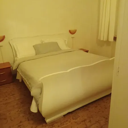 Hotel Villa Pagoda-2