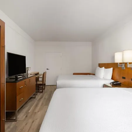 Ramada Suites By Wyndham San Diego Hotel Circle Area-2