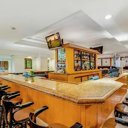Hilton Los Angeles Airport-3