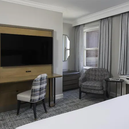 Hilton Milwaukee-3