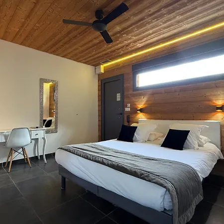 Bio-Motel-2
