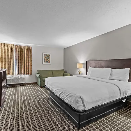 Ramada By Wyndham Stevens Point-3
