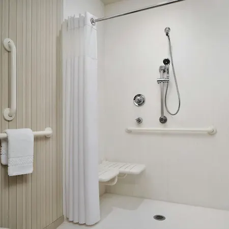 Courtyard By Marriott Fort Worth At Alliance Town Center-2