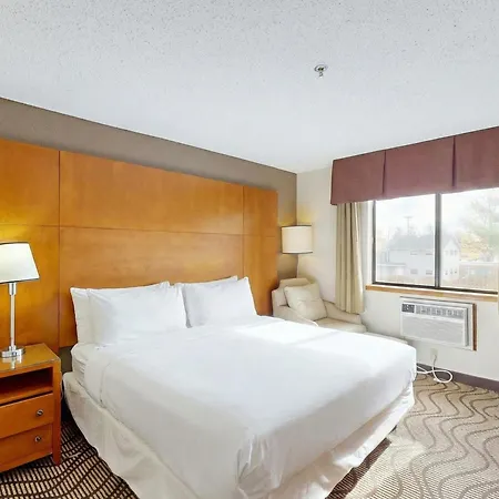 Oscoda Lakeside Hotel-3