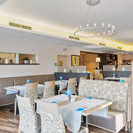 Hotel Haus am Meer-3