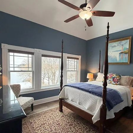 Saltair Inn Waterfront B&B-2