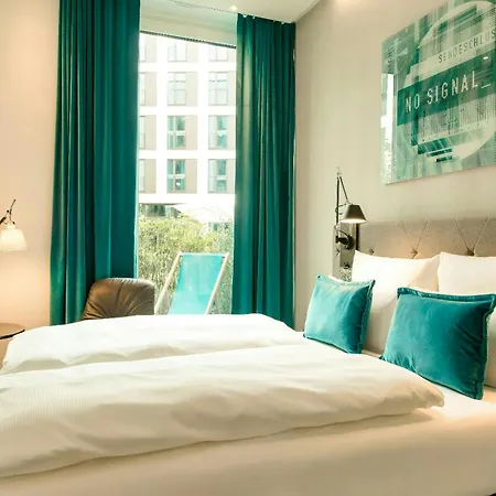 Motel One Köln-Messe-3