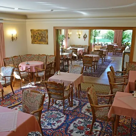 Hotel Garni Sonnenhof-3