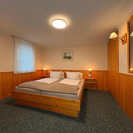 Hotel Rebstock-2