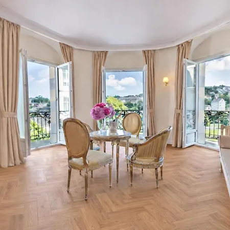 Grand Hôtel Moderne-3