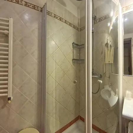 Hotel Aurora-3