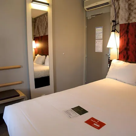 Ibis Moulins-3