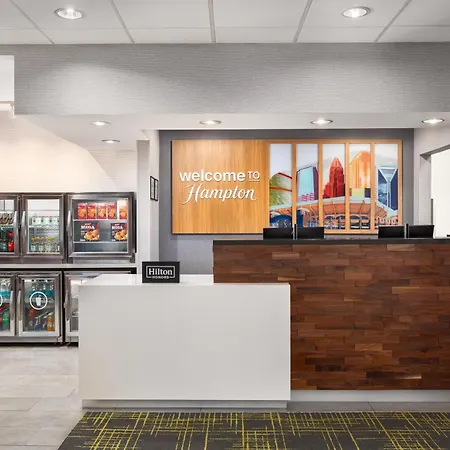 Hampton Inn & Suites Charlotte Arrowood Rd-3