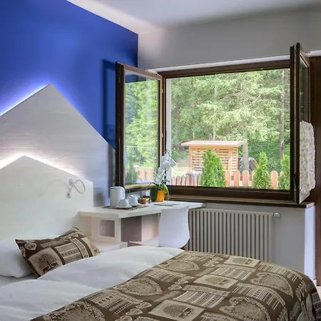 Hotel Garni Roberta-3