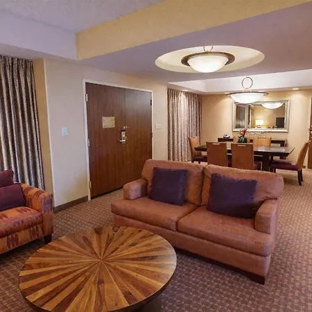 Embassy Suites By Hilton Norman Hotel & Conference Center-2