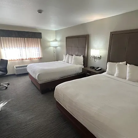 Best Western Plus Paper Valley Hotel-2