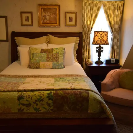 Ivy Lodge-3