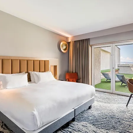 Doubletree By Hilton Lyon Eurexpo & Spa-3