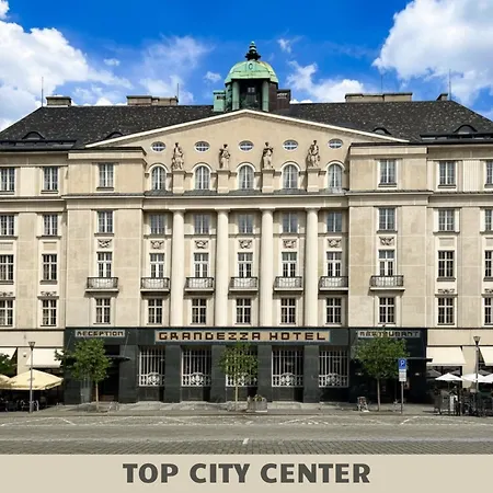 Grandezza Hotel Luxury Palace-3