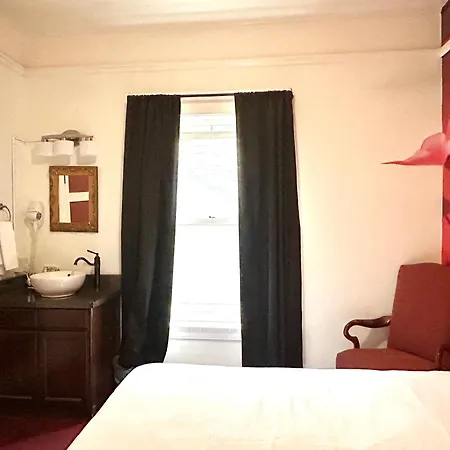 Bisbee Grand Hotel, Saloon, And Music Venue-2