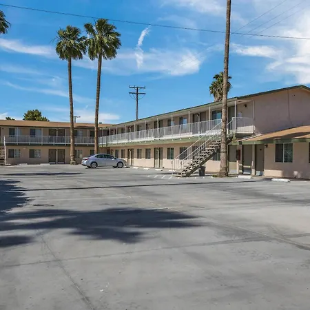 Rodeway Inn & Suites Blythe I-10-3