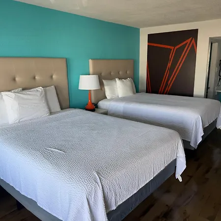 Howard Johnson By Wyndham Ft. Myers Fl-3