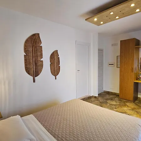 B&B Triskèles Adult Only-3