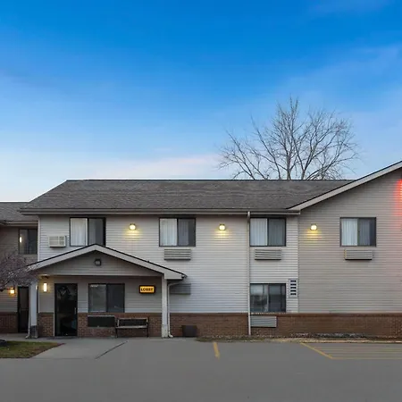 Super 8 By Wyndham Mentor/Cleveland Area-2