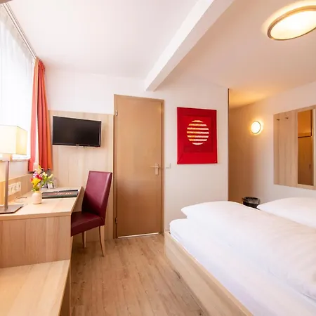Hotel Zur Traube-3