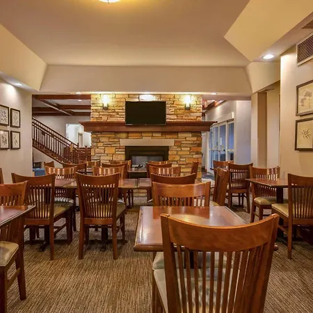 Country Inn & Suites By Radisson, Red Wing, Mn-2