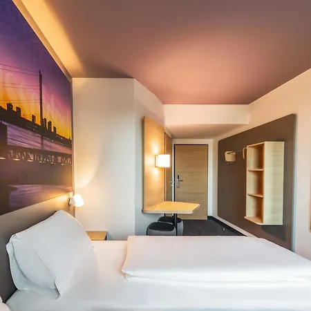 B&B Hotel Duesseldorf-City-2