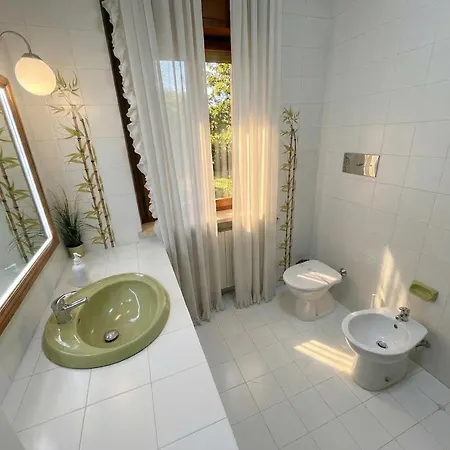 Vitti's Home Verona-2