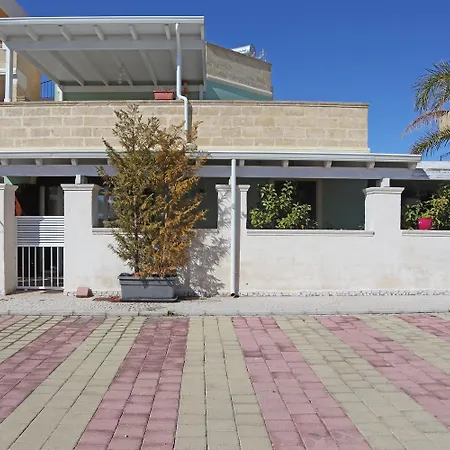 Toto Residence-3